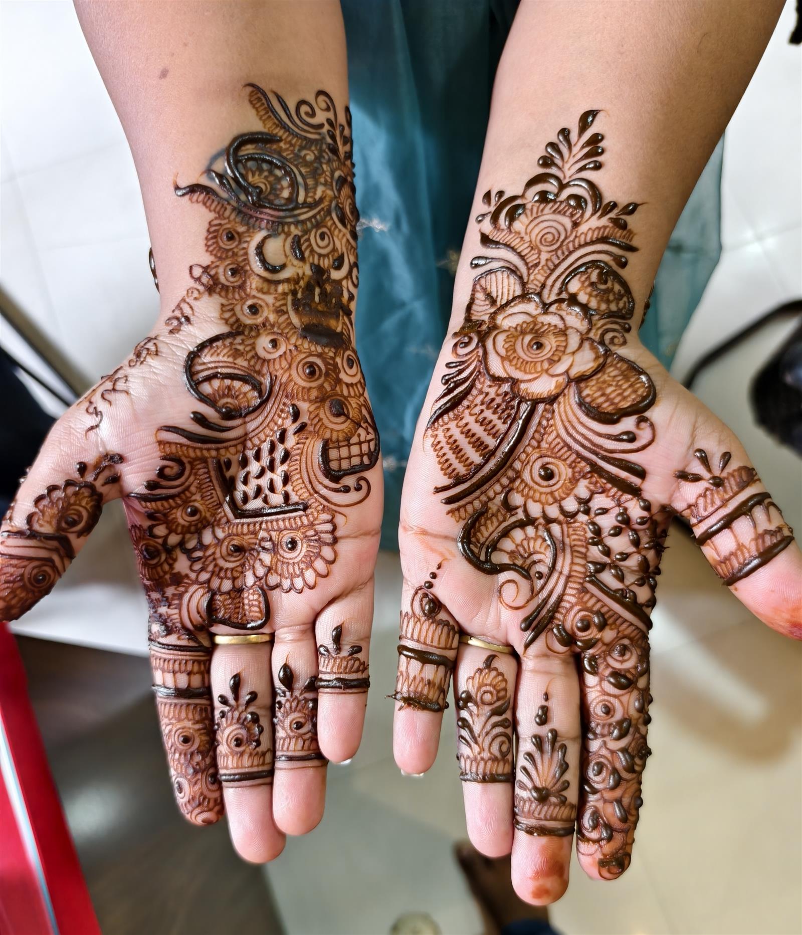 Arabic mehndi design