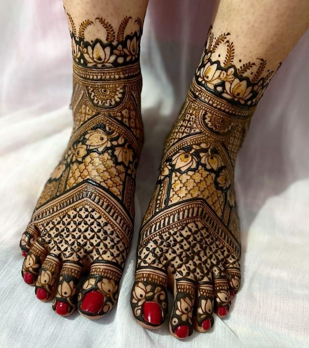 Bridal mehndi design